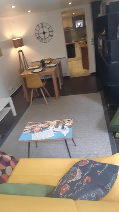 Doux Cocon De 50 M2 Paris-Le Raincy Apartment Luaran gambar